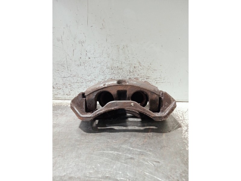 Recambio de pinza freno delantera izquierda para renault master ii phase 2 caja cerrada referencia OEM IAM   