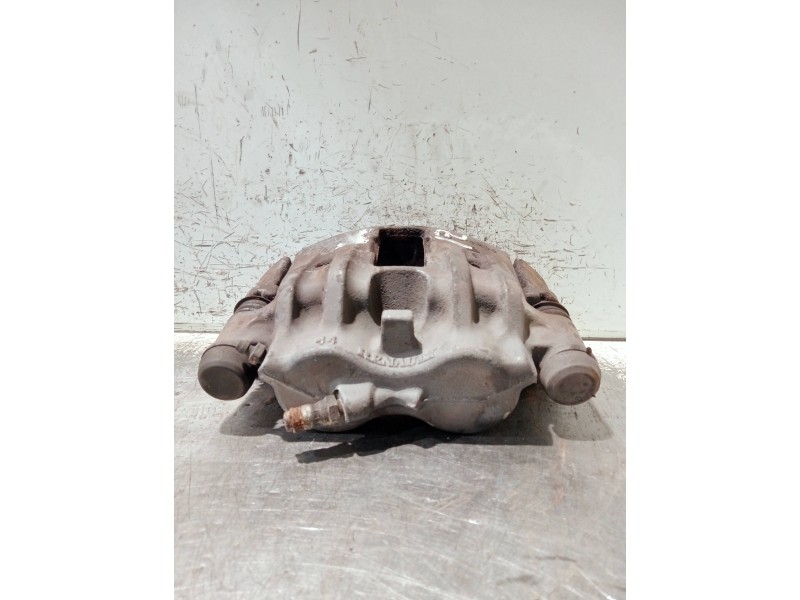 Recambio de pinza freno delantera izquierda para renault master ii phase 2 caja cerrada referencia OEM IAM   