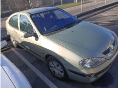 renault megane i fase 2 berlina (ba0) del año 2001