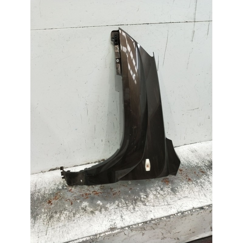 Recambio de aleta delantera izquierda para kia sportage ii (je_, km_) 2.0 crdi referencia OEM IAM   