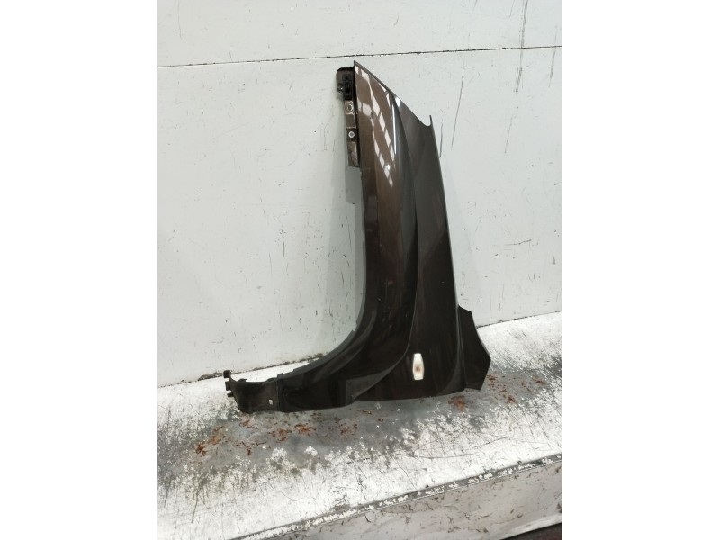 Recambio de aleta delantera izquierda para kia sportage ii (je_, km_) 2.0 crdi referencia OEM IAM   