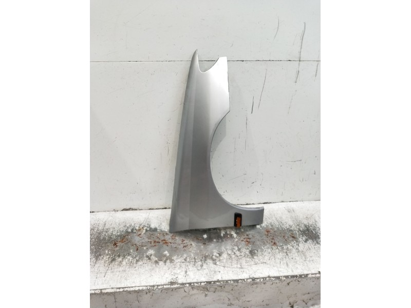 Recambio de aleta delantera derecha para peugeot 406 (8b) 1.9 td referencia OEM IAM   