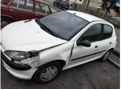 peugeot 206 berlina del año 2001