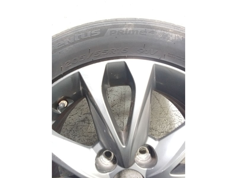 Recambio de juego llantas para hyundai ix35 1.6 cat referencia OEM IAM 205/55 R16  