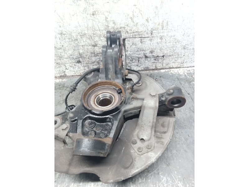 Recambio de mangueta delantera derecha para peugeot 308 sw ii (lc_, lj_, lr_, lx_, l4_) 1.5 bluehdi 130 referencia OEM IAM   