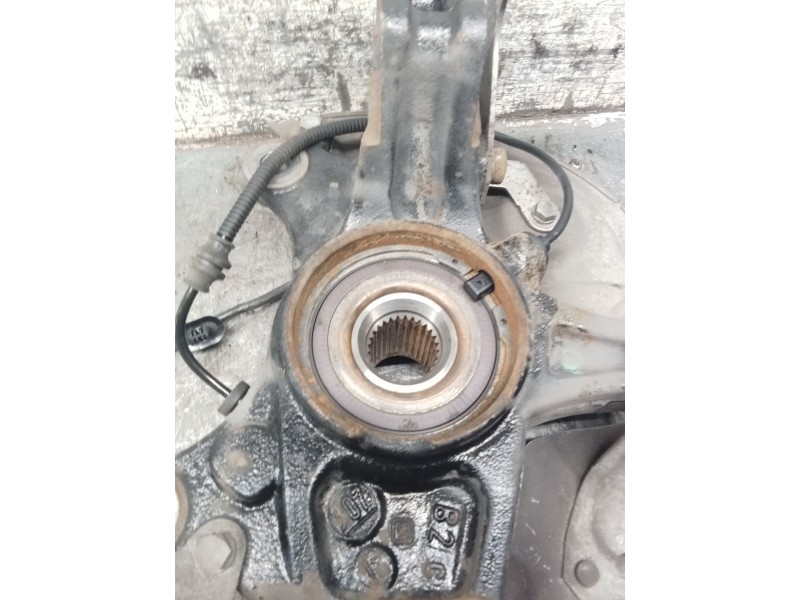 Recambio de mangueta delantera derecha para peugeot 308 sw ii (lc_, lj_, lr_, lx_, l4_) 1.5 bluehdi 130 referencia OEM IAM   