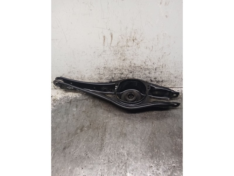 Recambio de brazo suspension inferior trasero derecho para volkswagen touran (5t1) 1.6 tdi referencia OEM IAM   