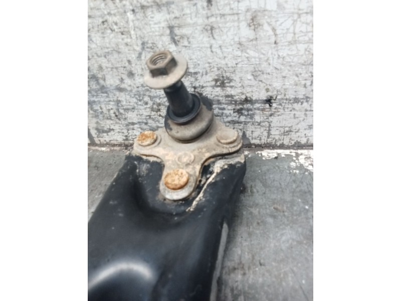 Recambio de brazo suspension inferior delantero izquierdo para volkswagen touran (5t1) 1.6 tdi referencia OEM IAM   