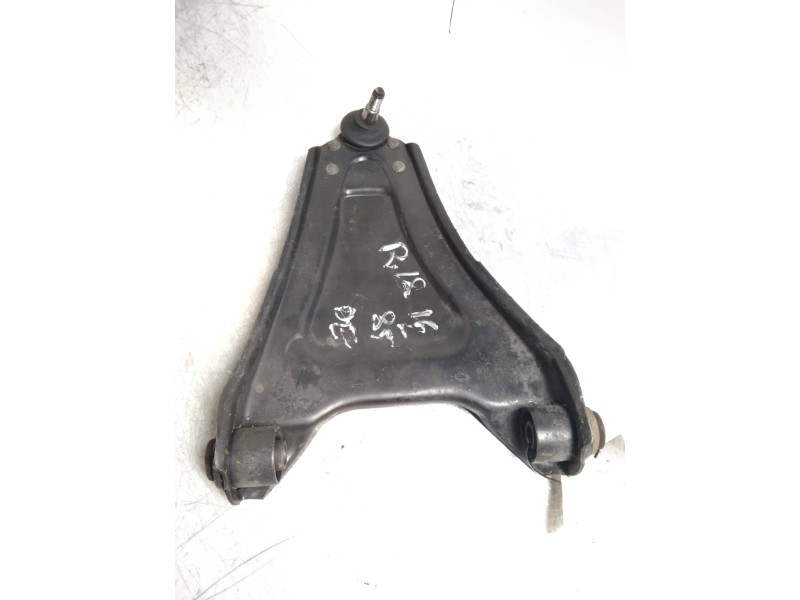 Recambio de brazo suspension inferior delantero derecho para renault 18 1.6 referencia OEM IAM   