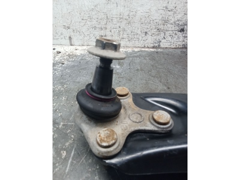 Recambio de brazo suspension inferior delantero derecho para volkswagen touran (5t1) 1.6 tdi referencia OEM IAM   
