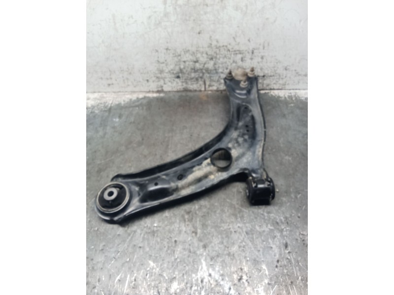 Recambio de brazo suspension inferior delantero derecho para volkswagen touran (5t1) 1.6 tdi referencia OEM IAM   