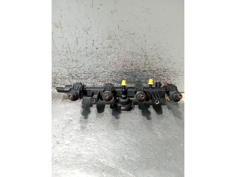 Recambio de rampa inyectora para volkswagen polo (6n2) 1.4 referencia OEM IAM 030133319AA 0280151071 