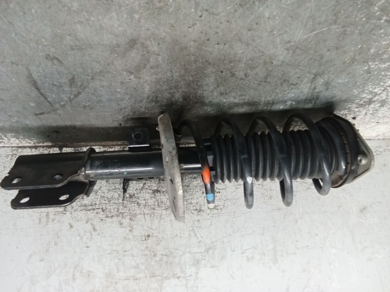 Recambio de amortiguador delantero izquierdo para peugeot 308 sw ii (lc_, lj_, lr_, lx_, l4_) 1.5 bluehdi 130 referencia OEM IAM