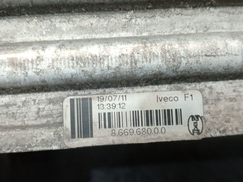 Recambio de intercooler para iveco daily v furgoneta 29s13, 29l13, 35c13, 35s13, 40c13, 40s13 referencia OEM IAM 866968000  