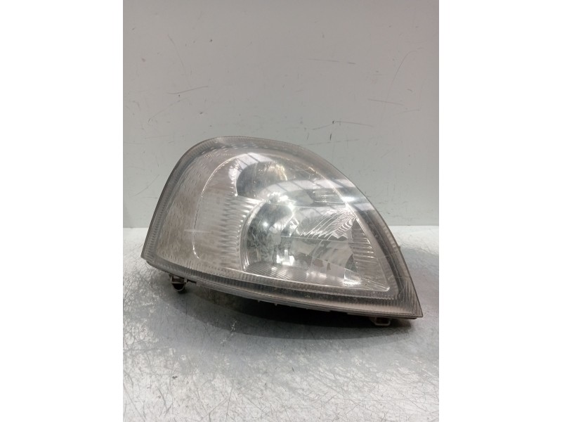 Recambio de faro derecho para opel movano a furgoneta (x70) 2.5 dti (fd) referencia OEM IAM 8200163518  
