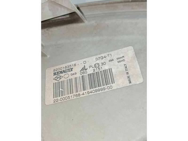 Recambio de faro derecho para opel movano a furgoneta (x70) 2.5 dti (fd) referencia OEM IAM 8200163518  