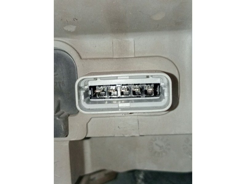 Recambio de faro izquierdo para opel movano a furgoneta (x70) 2.5 dti (fd) referencia OEM IAM 8200163516  