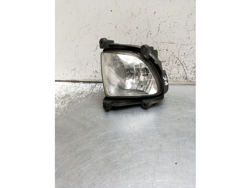 Recambio de faro antiniebla derecho para kia sportage ii (je_, km_) 2.0 crdi referencia OEM IAM   