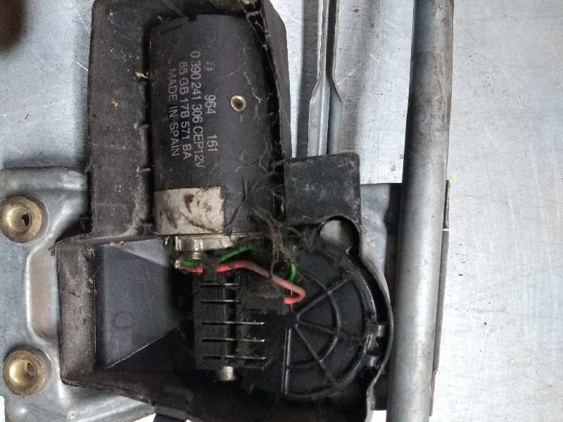 Recambio de motor limpia delantero para ford fiesta berl./courier surf referencia OEM IAM 0390241306 85GB17B571BA 