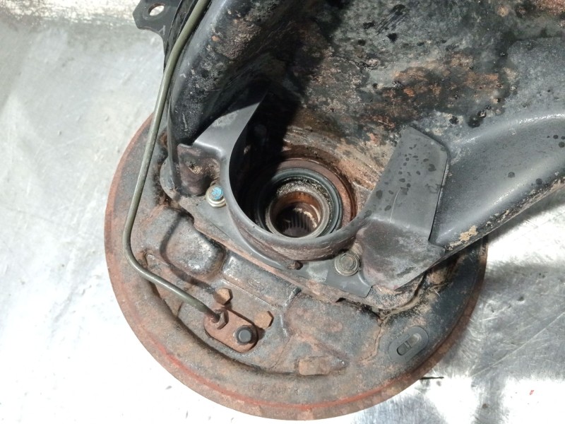 Recambio de mangueta trasera derecha para ford sierra i hatchback (gbc) 2.0 referencia OEM IAM   