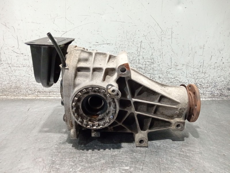 Recambio de diferencial trasero para ford sierra i hatchback (gbc) 2.0 referencia OEM IAM 83BG4025BE 83BG4033AE 