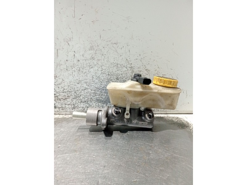 Recambio de bomba freno para volkswagen polo (6n2) 1.4 referencia OEM IAM 21025599  