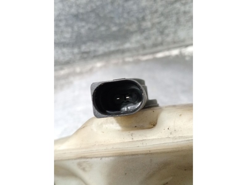 Recambio de bomba freno para volkswagen polo (6n2) 1.4 referencia OEM IAM 21025599  