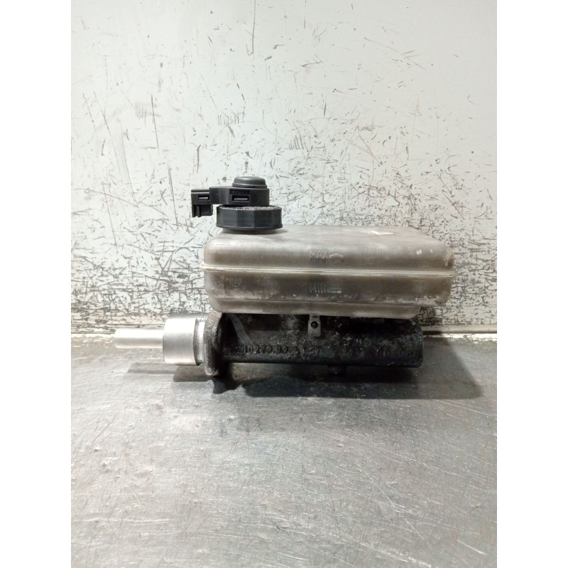 Recambio de bomba freno para iveco daily v furgoneta 29s13, 29l13, 35c13, 35s13, 40c13, 40s13 referencia OEM IAM 21027999  