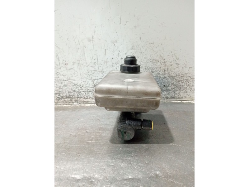 Recambio de bomba freno para iveco daily v furgoneta 29s13, 29l13, 35c13, 35s13, 40c13, 40s13 referencia OEM IAM 21027999  