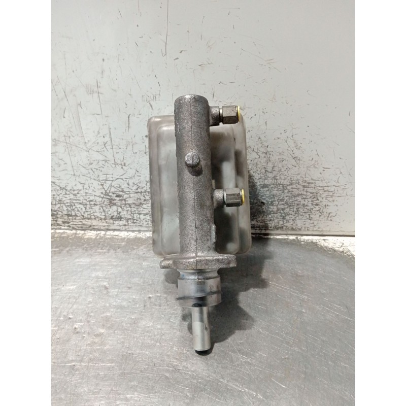 Recambio de bomba freno para iveco daily v furgoneta 29s13, 29l13, 35c13, 35s13, 40c13, 40s13 referencia OEM IAM 21027999  