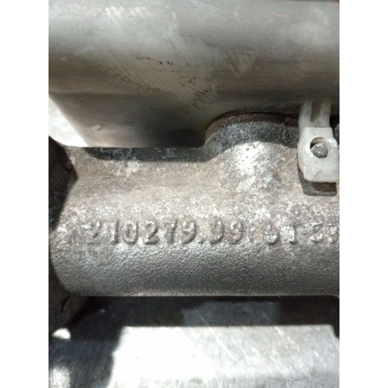 Recambio de bomba freno para iveco daily v furgoneta 29s13, 29l13, 35c13, 35s13, 40c13, 40s13 referencia OEM IAM 21027999  