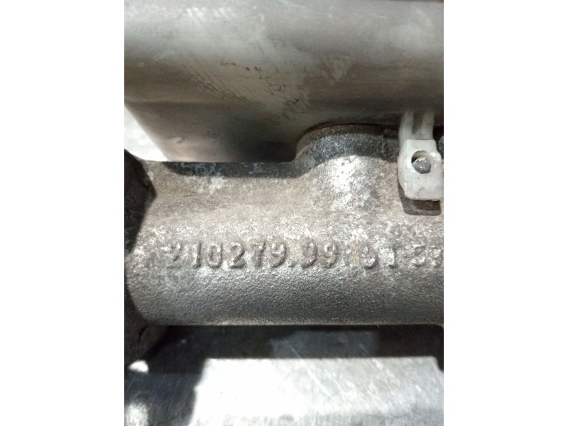 Recambio de bomba freno para iveco daily v furgoneta 29s13, 29l13, 35c13, 35s13, 40c13, 40s13 referencia OEM IAM 21027999  