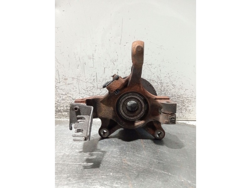 Recambio de mangueta delantera derecha para opel movano a furgoneta (x70) 2.5 dti (fd) referencia OEM IAM   