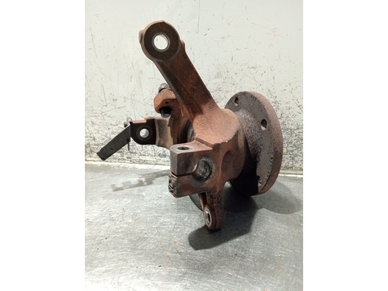 Recambio de mangueta delantera derecha para opel movano a furgoneta (x70) 2.5 dti (fd) referencia OEM IAM   