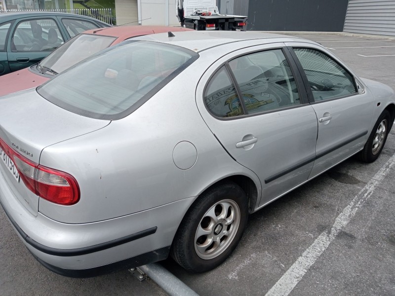 seat toledo ii (1m2) del año 2000