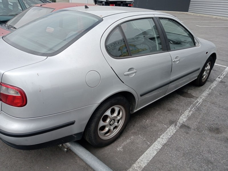 seat toledo ii (1m2) del año 2000