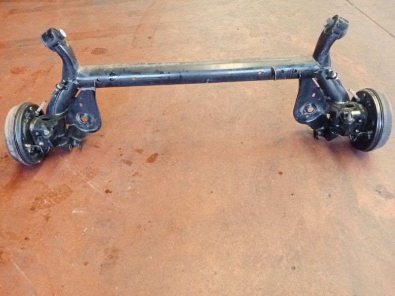 Recambio de puente trasero para ford transit courier b460 monospace 1.5 tdci referencia OEM IAM   TAMBOR/ABS