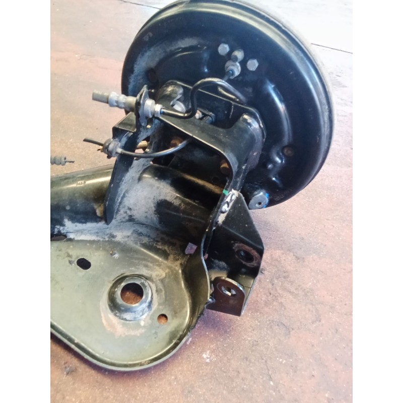 Recambio de puente trasero para ford transit courier b460 monospace 1.5 tdci referencia OEM IAM   TAMBOR/ABS