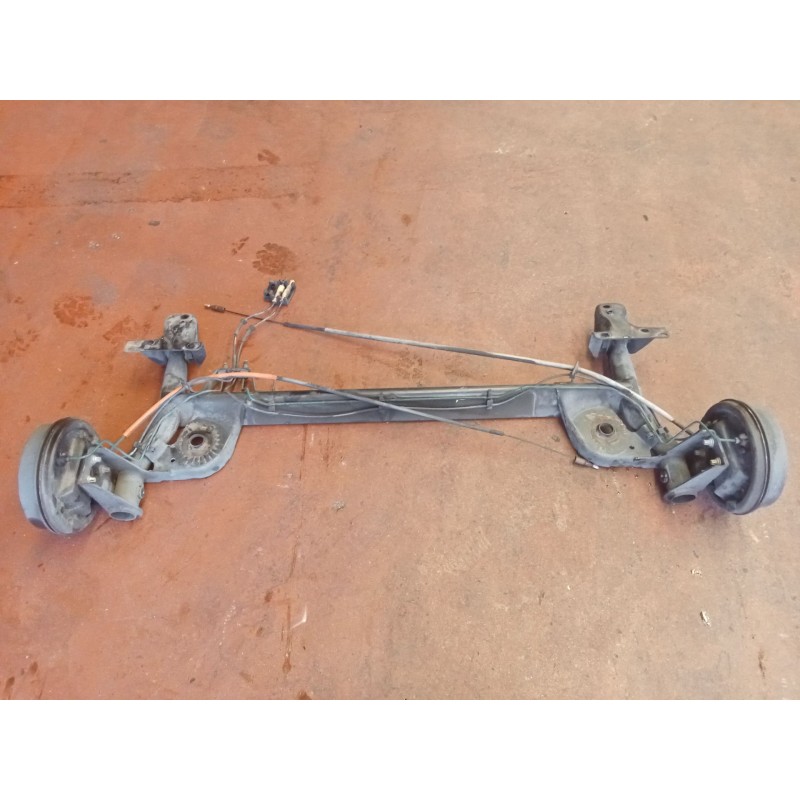 Recambio de puente trasero para renault clio ii (bb_, cb_) 1.5 dci (b/cb08) referencia OEM IAM   TAMBOR/ABS