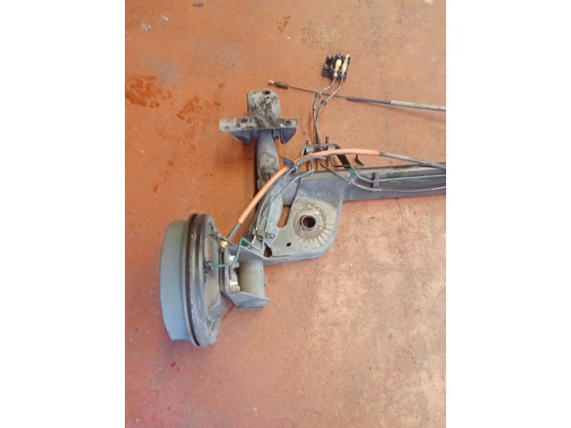 Recambio de puente trasero para renault clio ii (bb_, cb_) 1.5 dci (b/cb08) referencia OEM IAM   TAMBOR/ABS