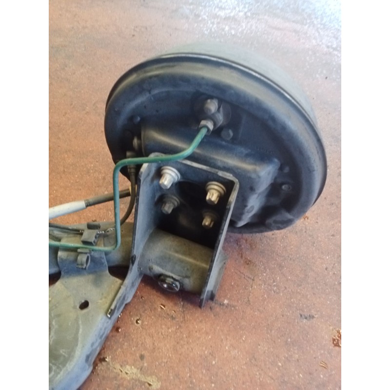 Recambio de puente trasero para renault clio ii (bb_, cb_) 1.5 dci (b/cb08) referencia OEM IAM   TAMBOR/ABS
