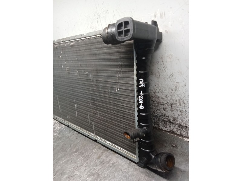 Recambio de radiador agua para peugeot 406 (8b) 1.9 td referencia OEM IAM 99001213  