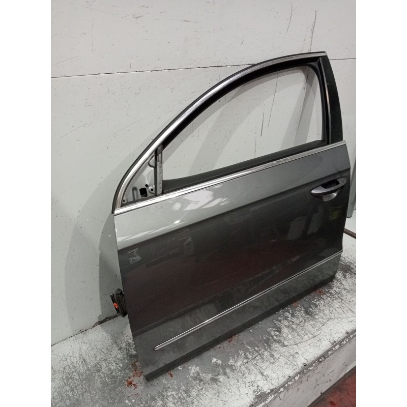 Recambio de puerta delantera izquierda para volkswagen passat b6 (3c2) 2.0 tdi 16v referencia OEM IAM  4P 