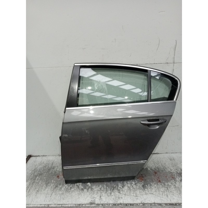 Recambio de puerta trasera izquierda para volkswagen passat b6 (3c2) 2.0 tdi 16v referencia OEM IAM  4P 