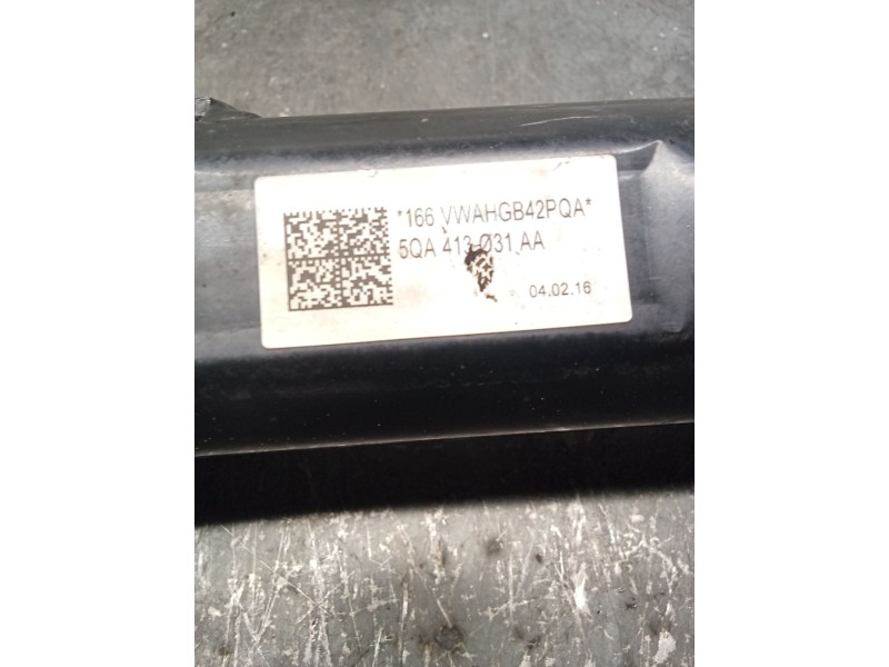 Recambio de amortiguador delantero izquierdo para volkswagen touran (5t1) 1.6 tdi referencia OEM IAM 5QA413031AA  