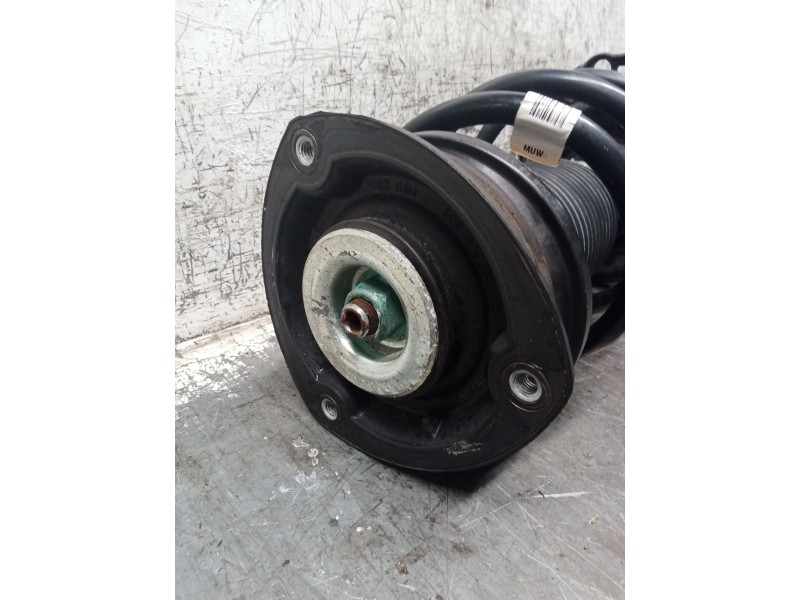 Recambio de amortiguador delantero derecho para volkswagen touran (5t1) 1.6 tdi referencia OEM IAM 5QA413031AA  