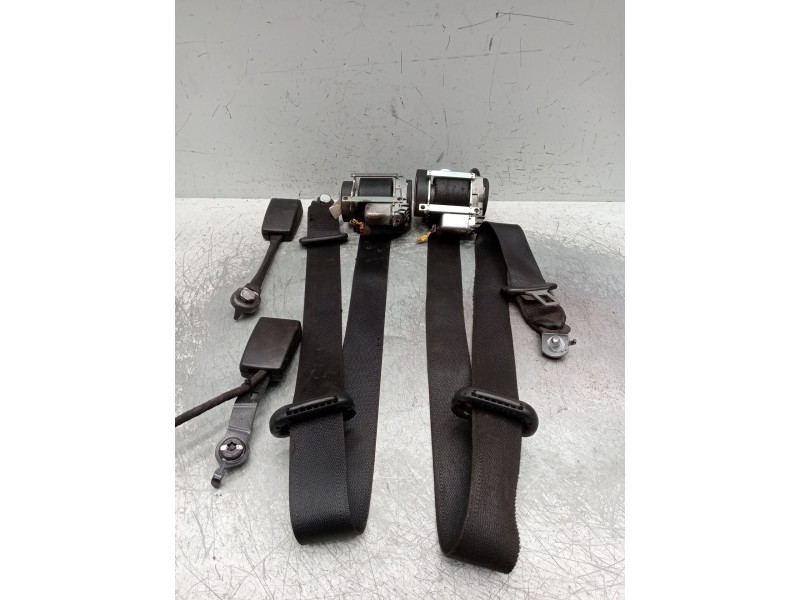 Recambio de juego cinturones delantero para peugeot bipper (aa_) 1.4 hdi referencia OEM IAM  5P 
