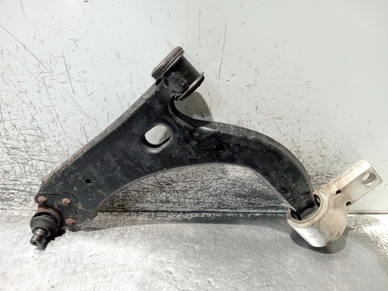 Recambio de brazo suspension inferior delantero izquierdo para ford fiesta v (jh_, jd_) 1.4 tdci referencia OEM IAM   