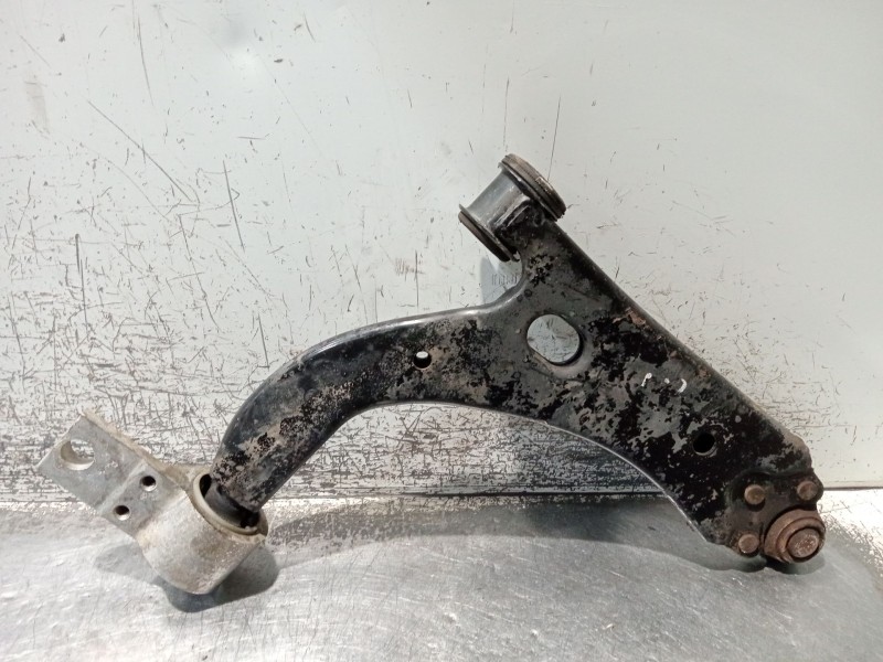 Recambio de brazo suspension inferior delantero izquierdo para ford fiesta v (jh_, jd_) 1.4 tdci referencia OEM IAM   