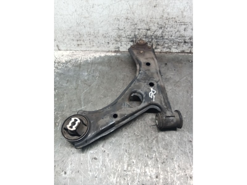 Recambio de brazo suspension inferior delantero derecho para peugeot bipper (aa_) 1.4 hdi referencia OEM IAM   